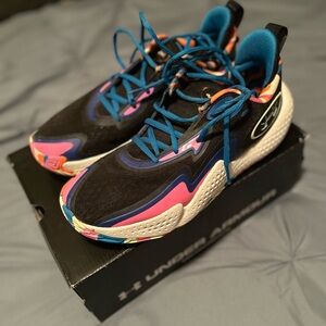 Under Armour Spawn 5 LE Men's Basketball Shoes size 10.5